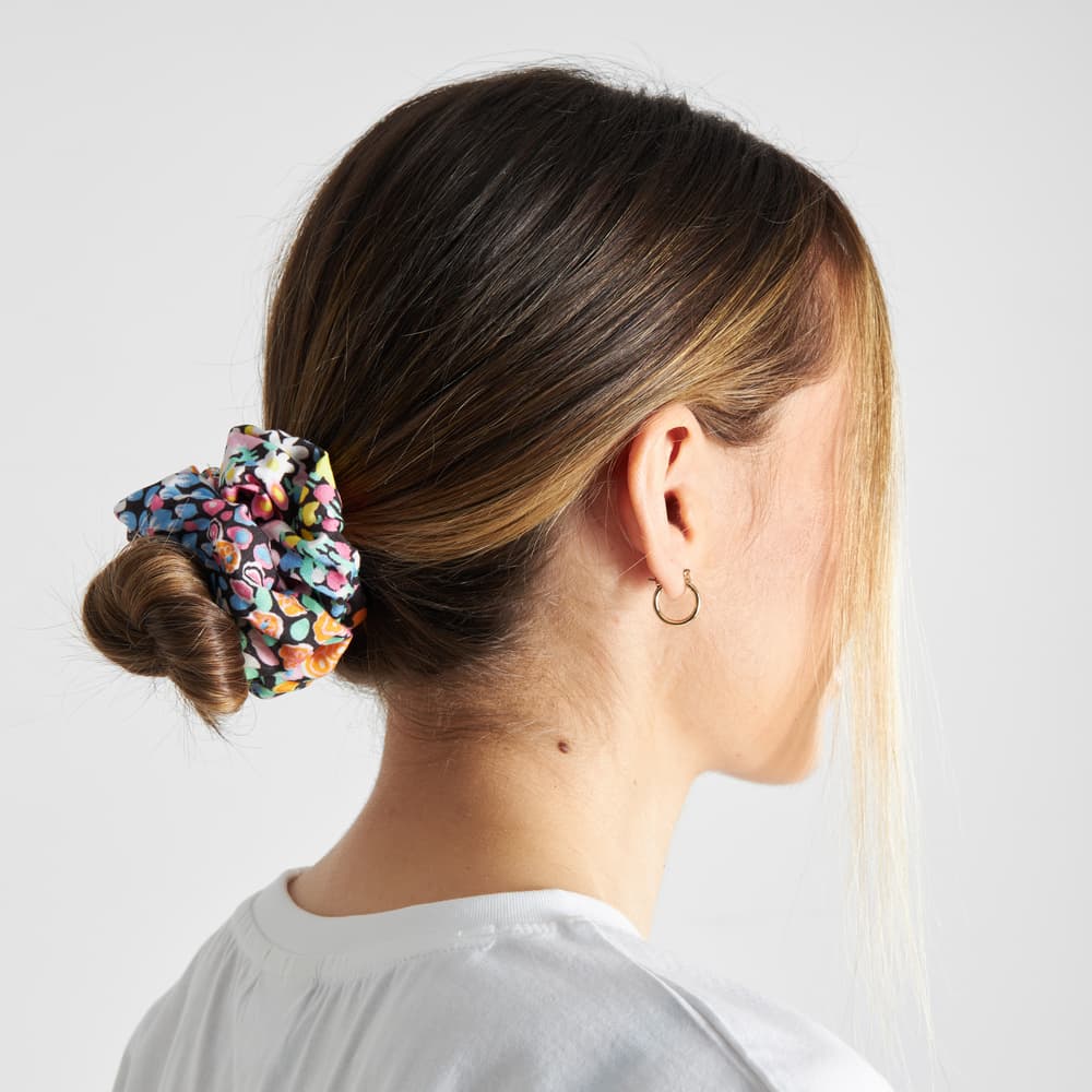 Scrunchie Meadow Flowers Multi Color