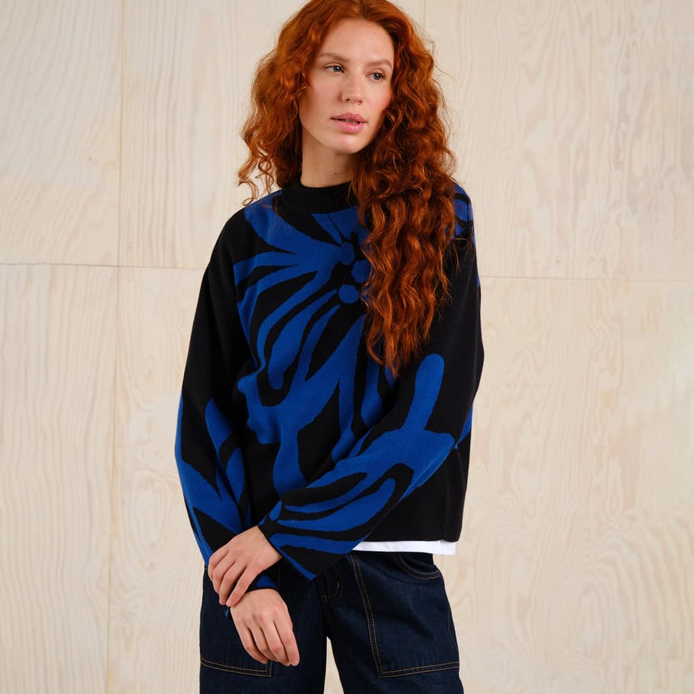 Sweater Limhamn Big Flower Blue