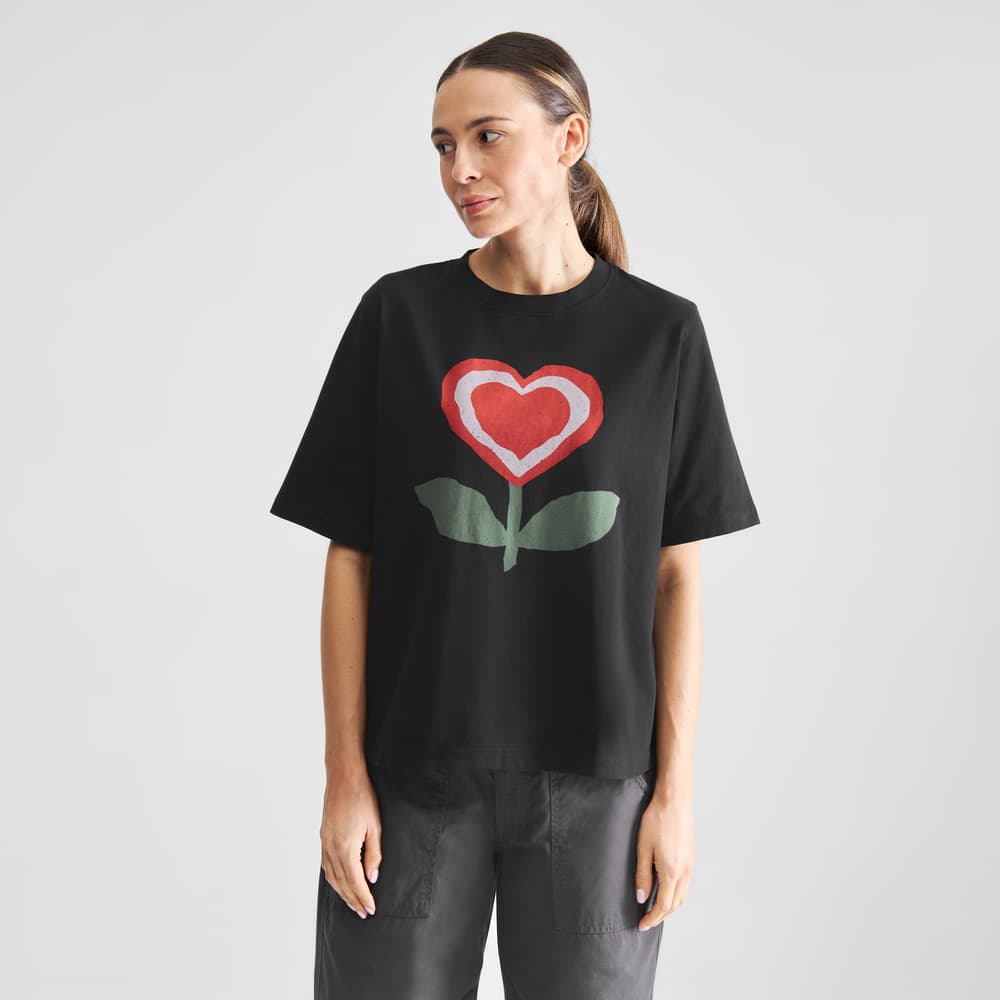 T-shirt Vadstena Love Flower Black
