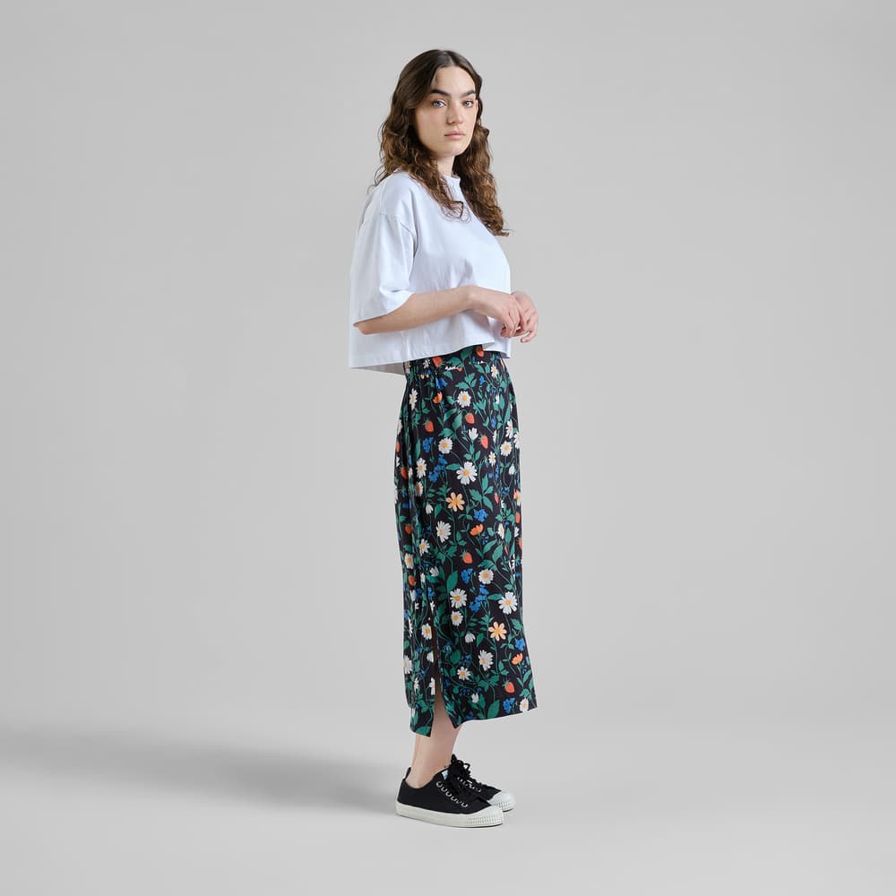 Skirt Viken Strawberry Field Black