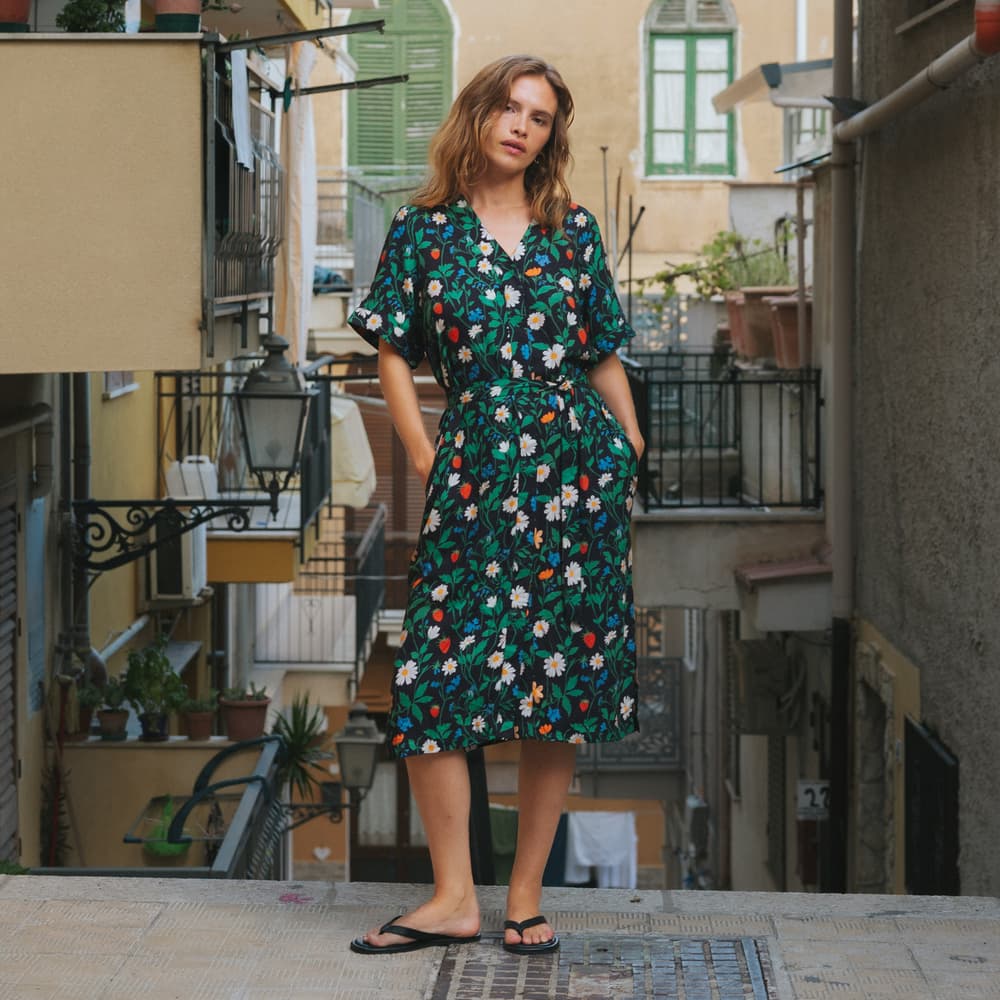 Dress Kallvik Strawberry Field Black