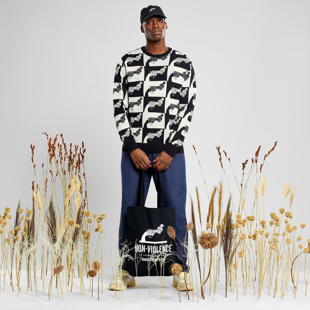 Sweater Mora The Knotted Gun Black