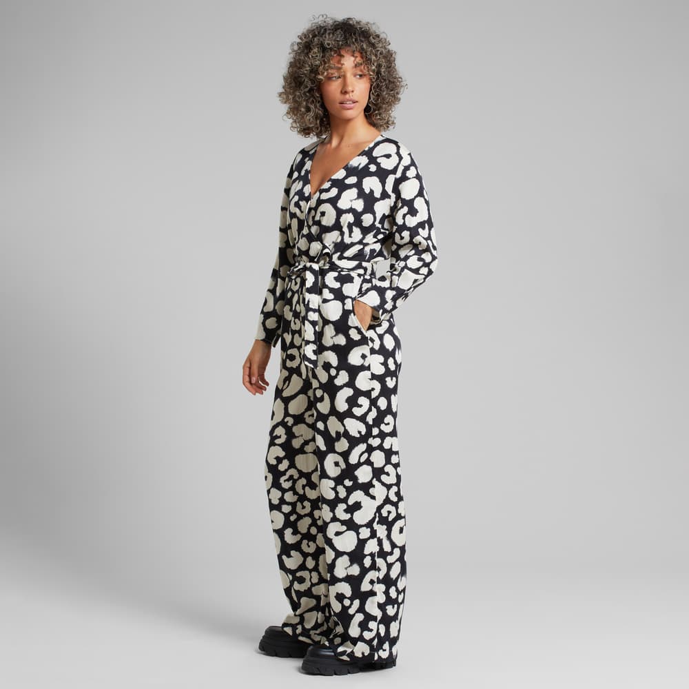 Wrap Jumpsuit Farsta Painted Leopard Black