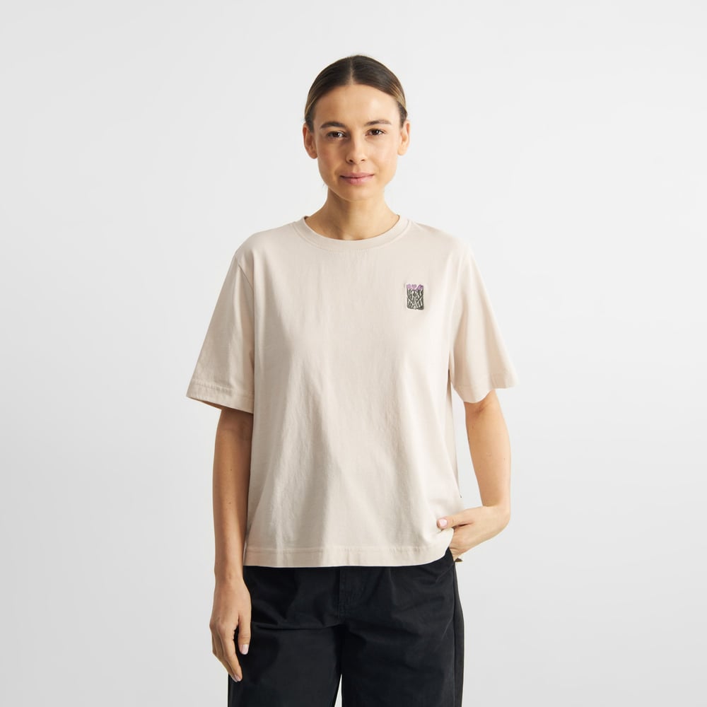 T-shirt Vadstena Thistle EMB Oat White