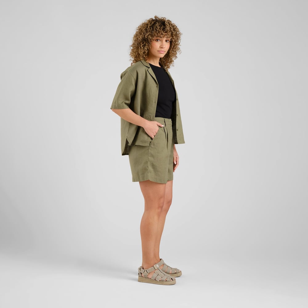 Shorts Djupvik Linen Leaf Green