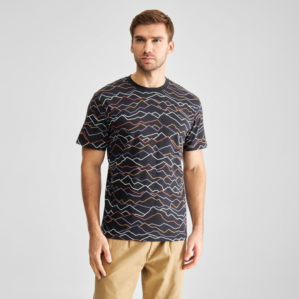 T-shirt Stockholm Line Mountains AOP Black