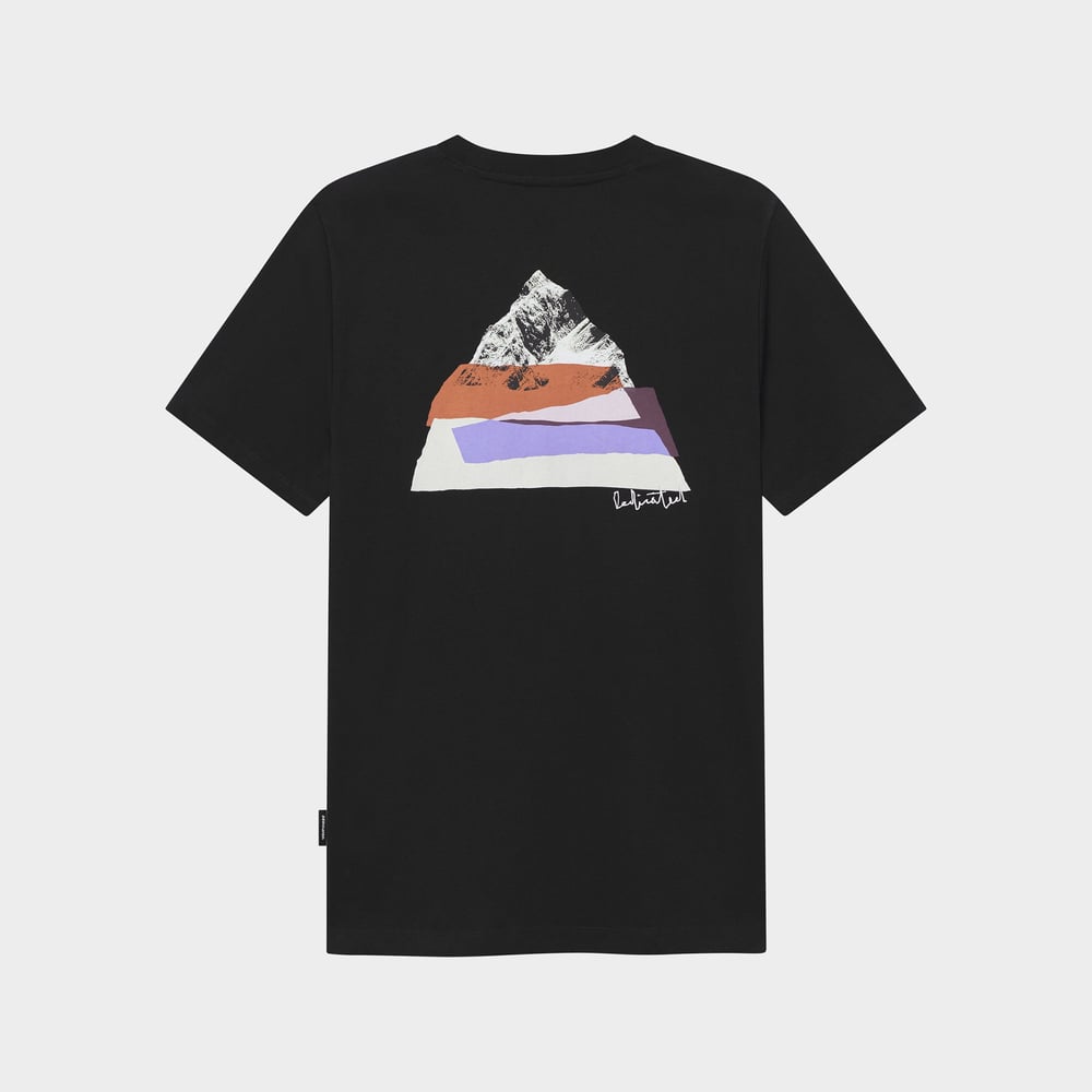 T-shirt Stockholm Cut Out Mountain Black