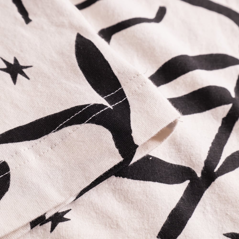 T-shirt Vadstena Papercut Horses Oat White