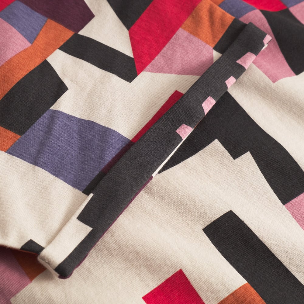 T-shirt Visby Abstract Chaos Multi Color