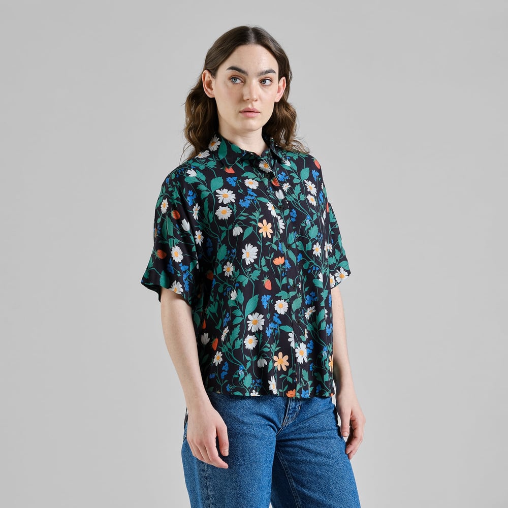 Shirt Alsvik Strawberry Field Black