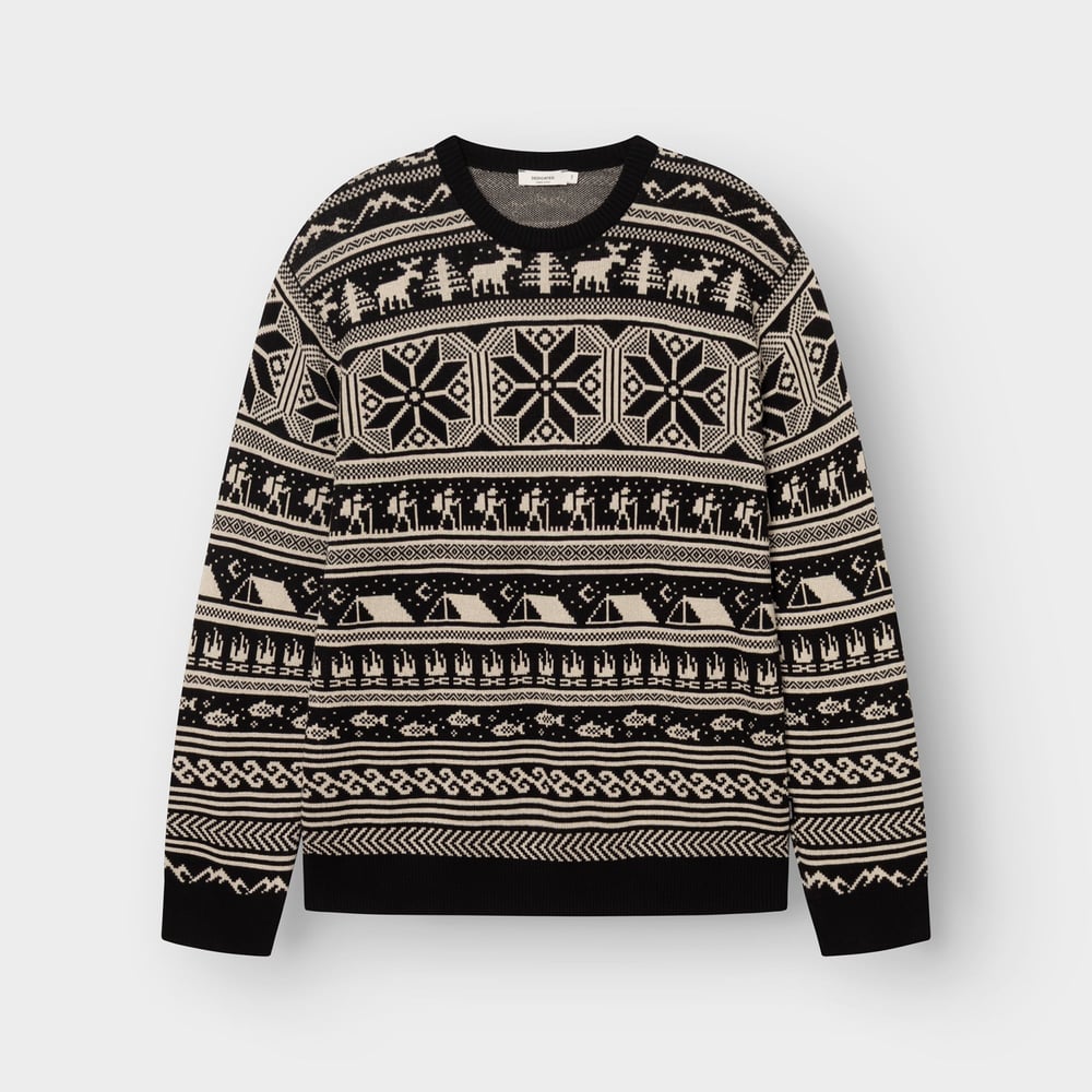 Front view of the Sweater Mora Fairisle Hike in black, laid flat. The detailed beige pattern shows hikers, tents, and moose.