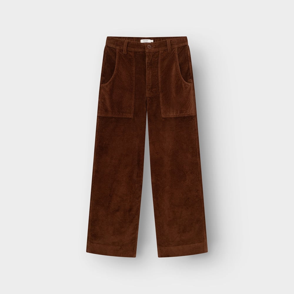 A pair of women's Workwear Pants Vara in rich Cappuccino Brown corduroy, shown from the front against a neutral background.