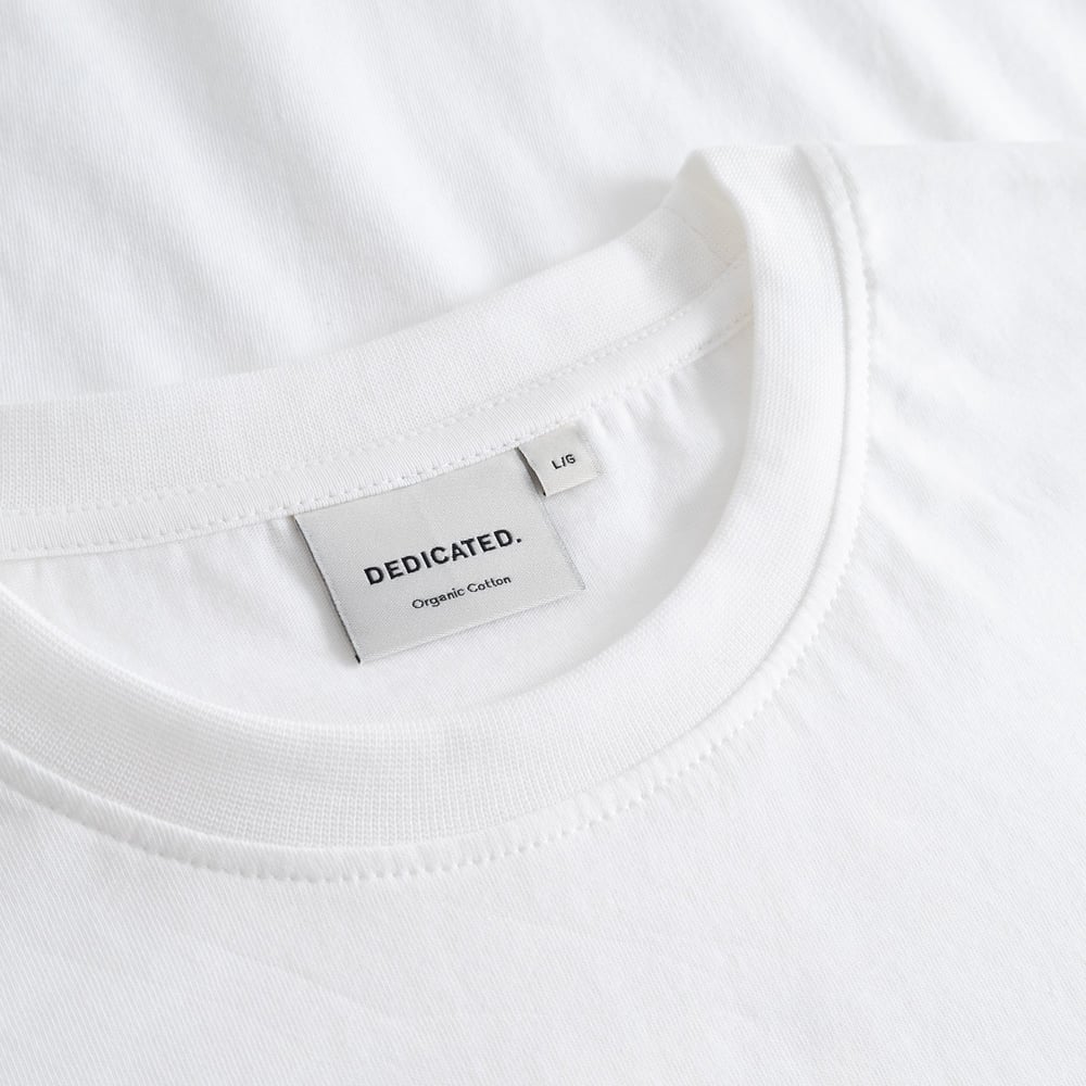 A close look at the comfy ribbed collar and classic Dedicated label on our Stockholm T-shirt.