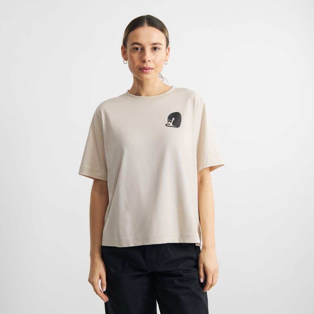 T-shirt Vadstena Curious Cat Oat White
