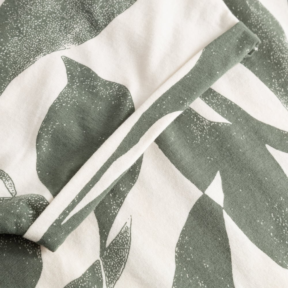T-shirt Visby Abstract Leaf Jersey Green