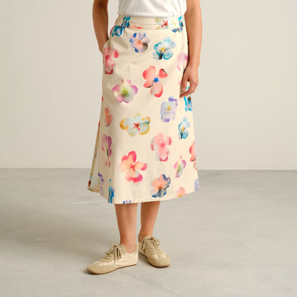 Skirt Viken Flower Cut Egg White