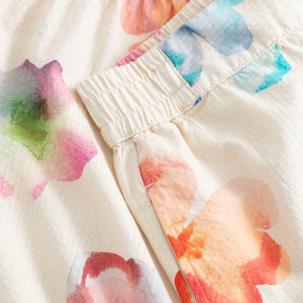 Shorts Aspudden Flower Cut Egg White