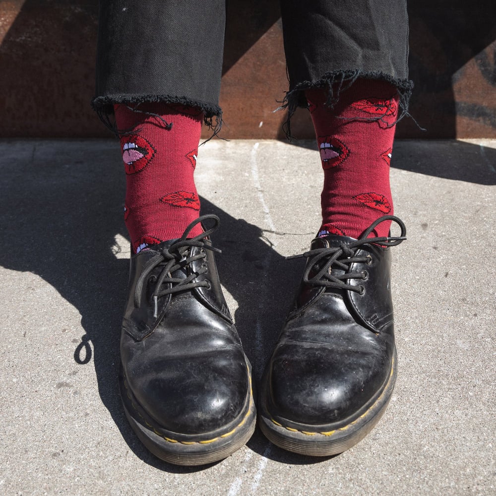 Socks Sigtuna Lips Pattern Burgundy