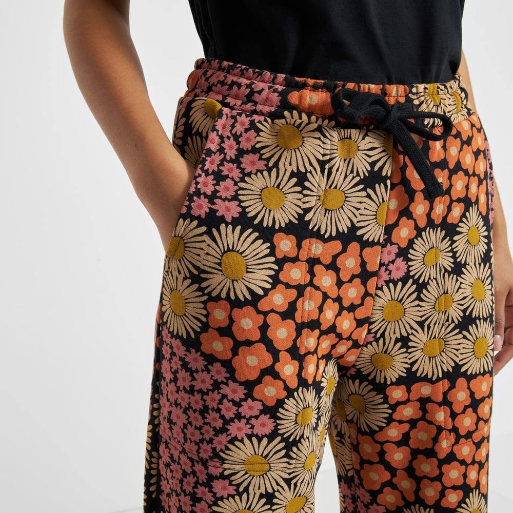 Sweatpants Lomma Small Flowers AOP Black