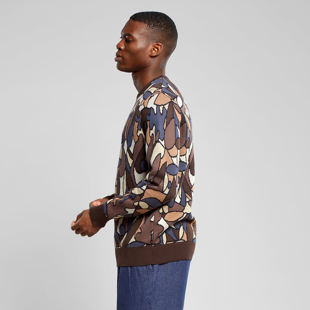 Sweater Mora Forest Leaves Coffee Brown