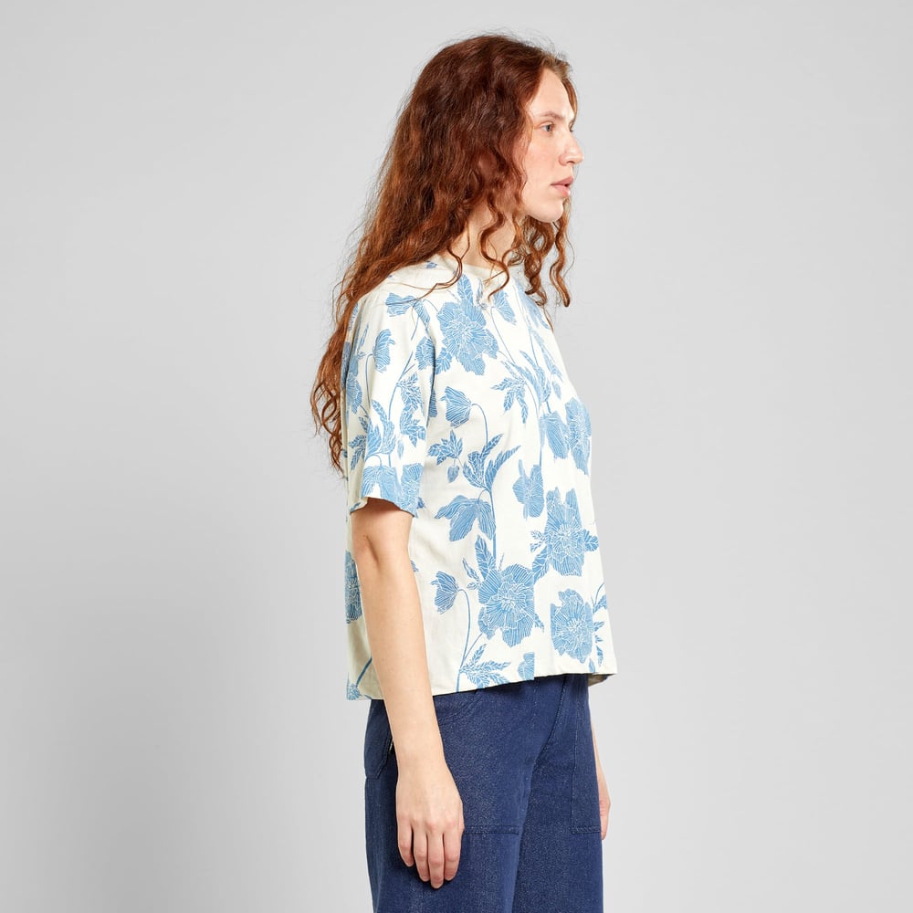 T-shirt Vadstena Duotone Floral Oat White