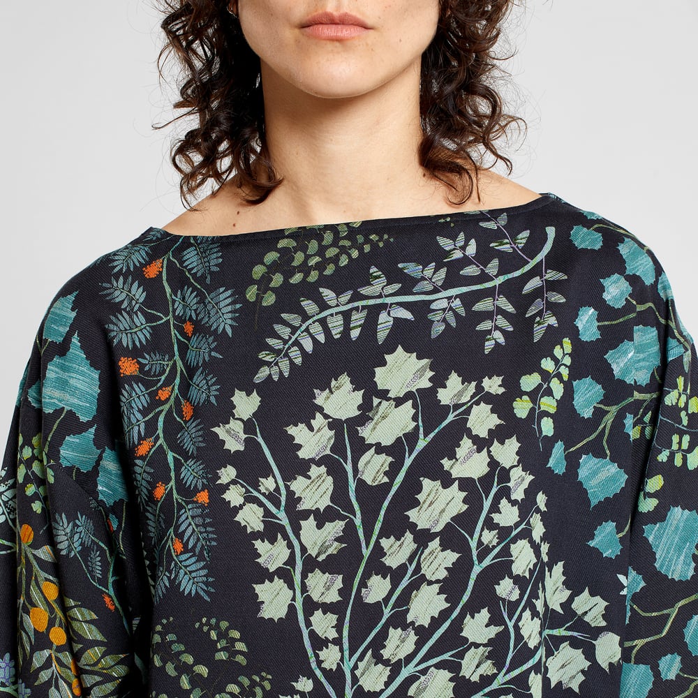 Top Vellinge Botanical Quilt Black