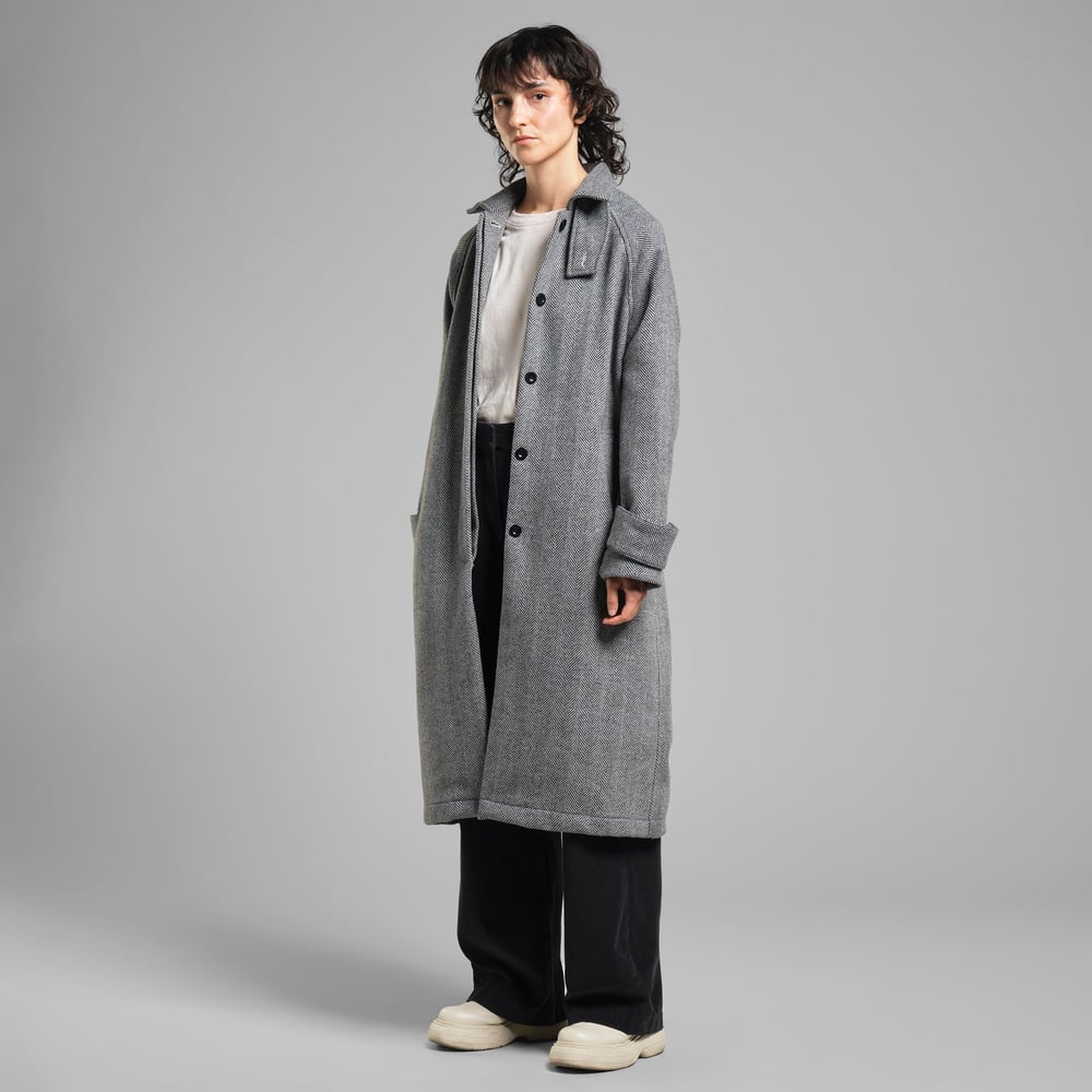 Wool Coat Lofsdalen Herringbone Black