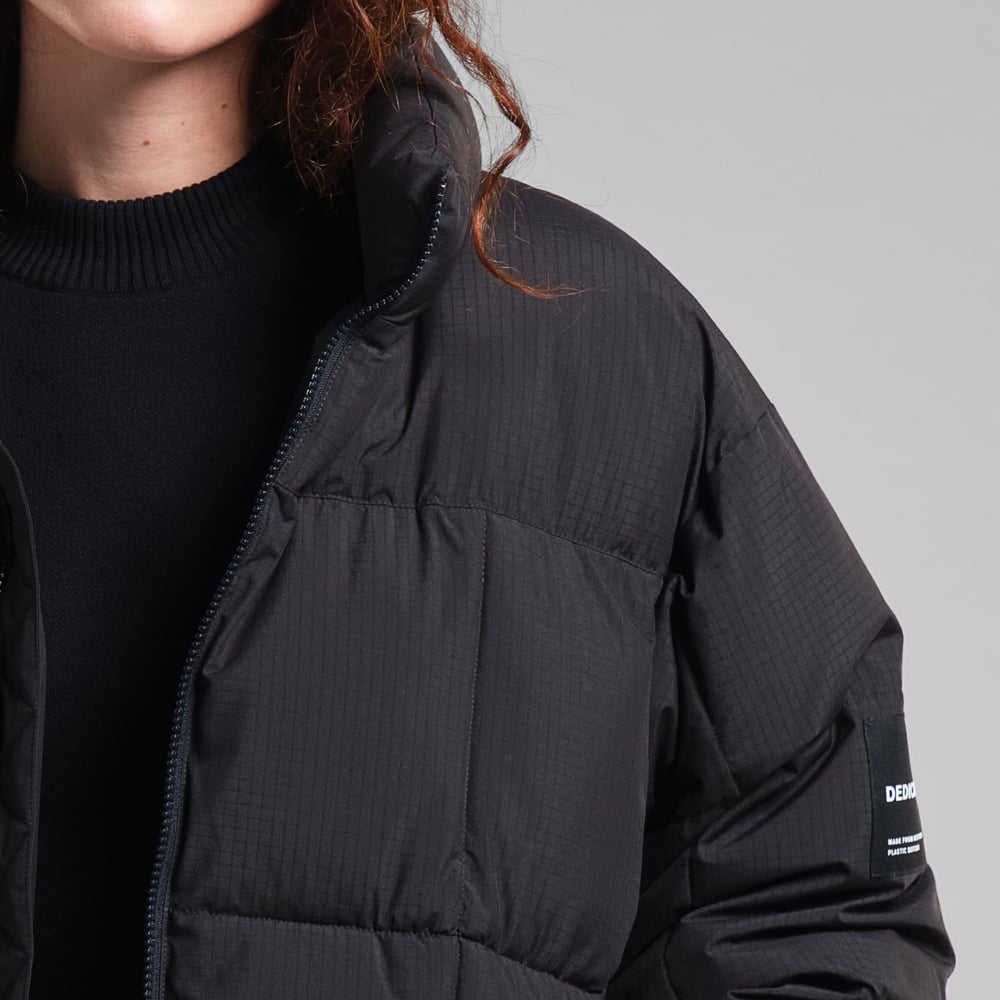 Puffer Sorsele Square Quilt Black