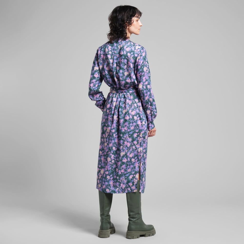 Shirt Dress Falsterbo Blurred Flowers Purple