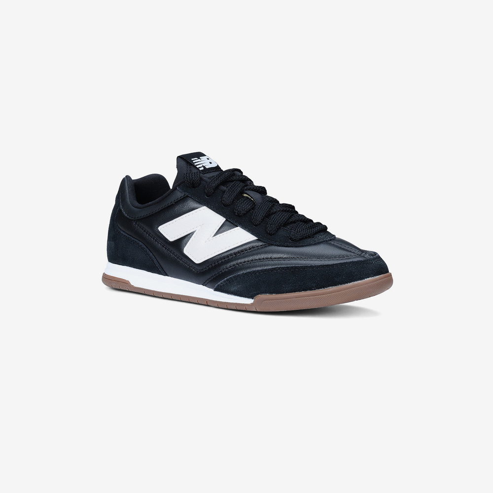 RC42 Black