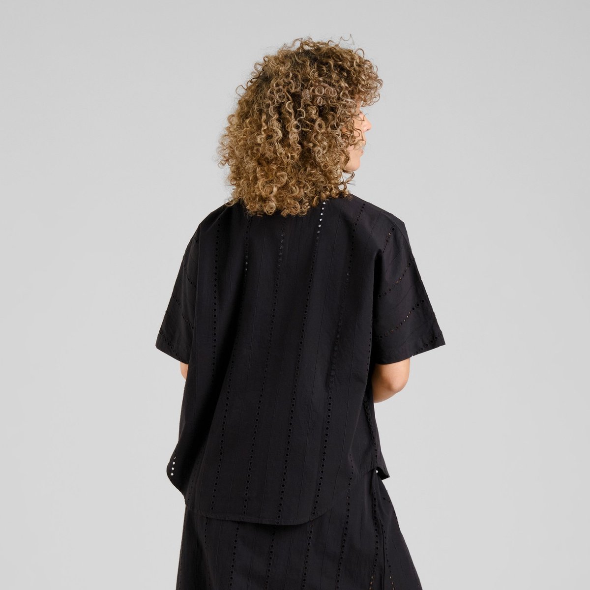 Shirt Alsvik Schiffli Black