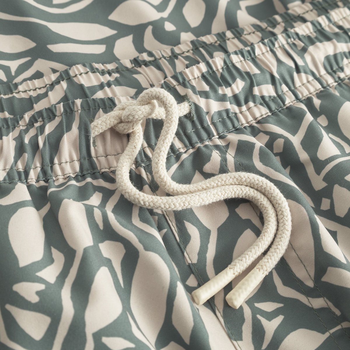 Swim Shorts Sandhamn Leaf Mosaic Leaf Green