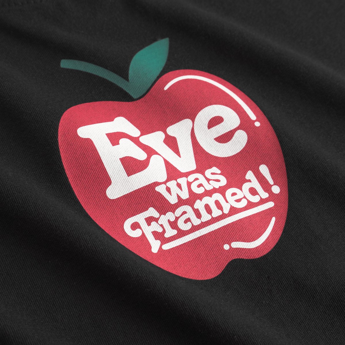 T-shirt Visby Eve Was Framed Black