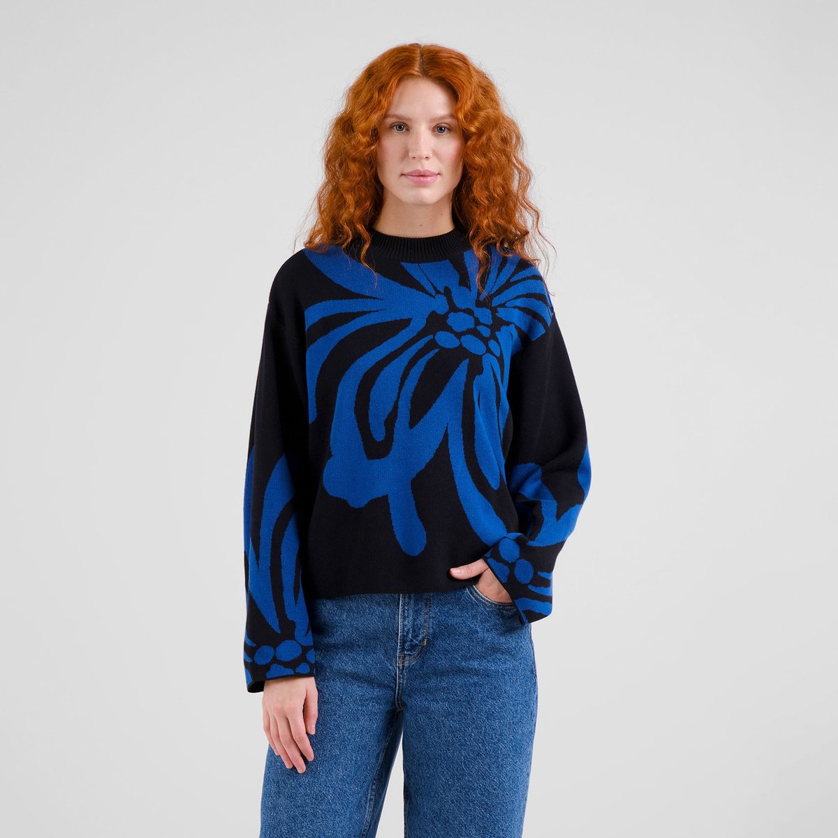 Sweater Limhamn Big Flower Blue