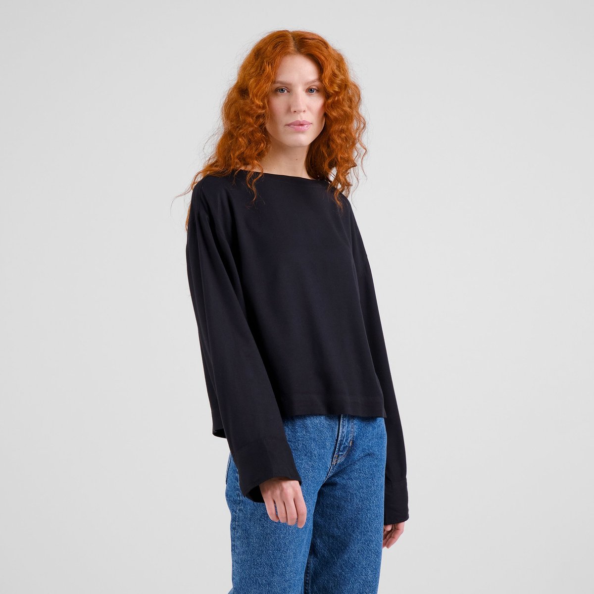 Top Udda Heavy Viscose Black