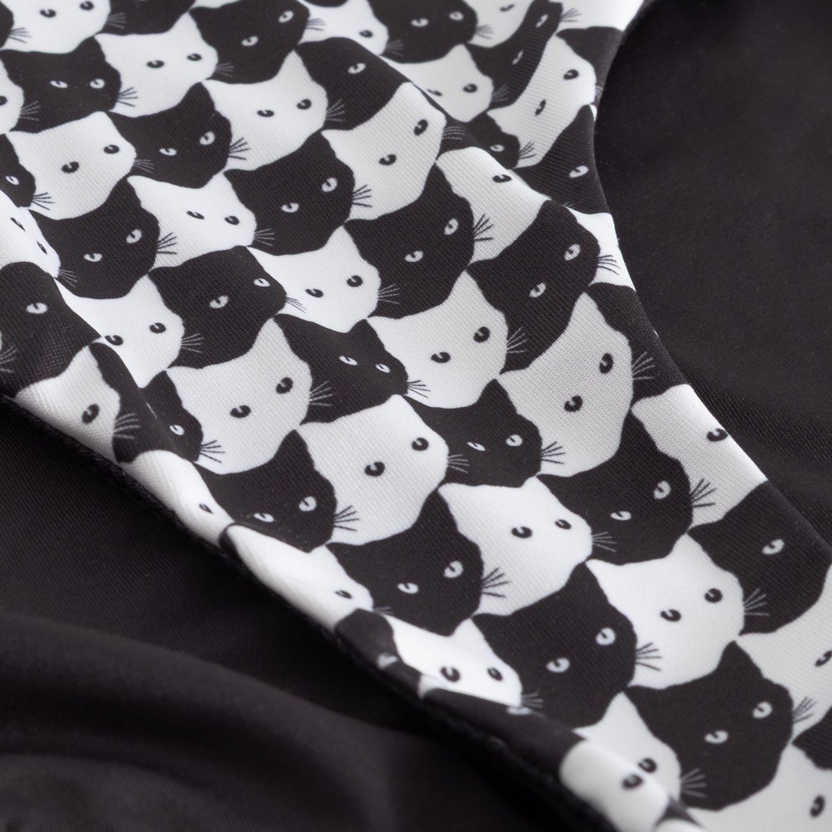 Bikini Pants Slite Pepita Cats Black