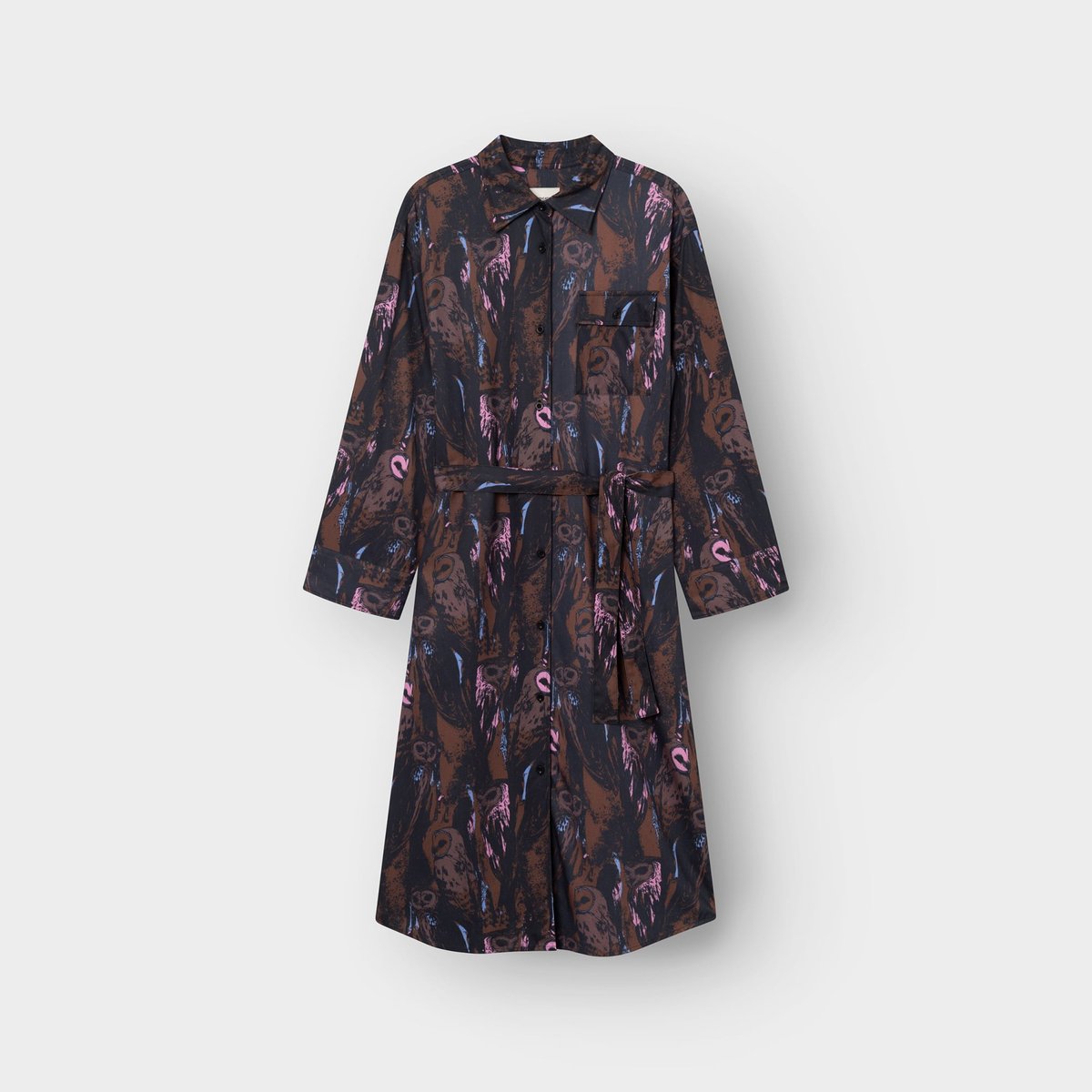 The Kvilla Shirt Dress in the Owls Multi Color print, photographed from the front against a studio background.