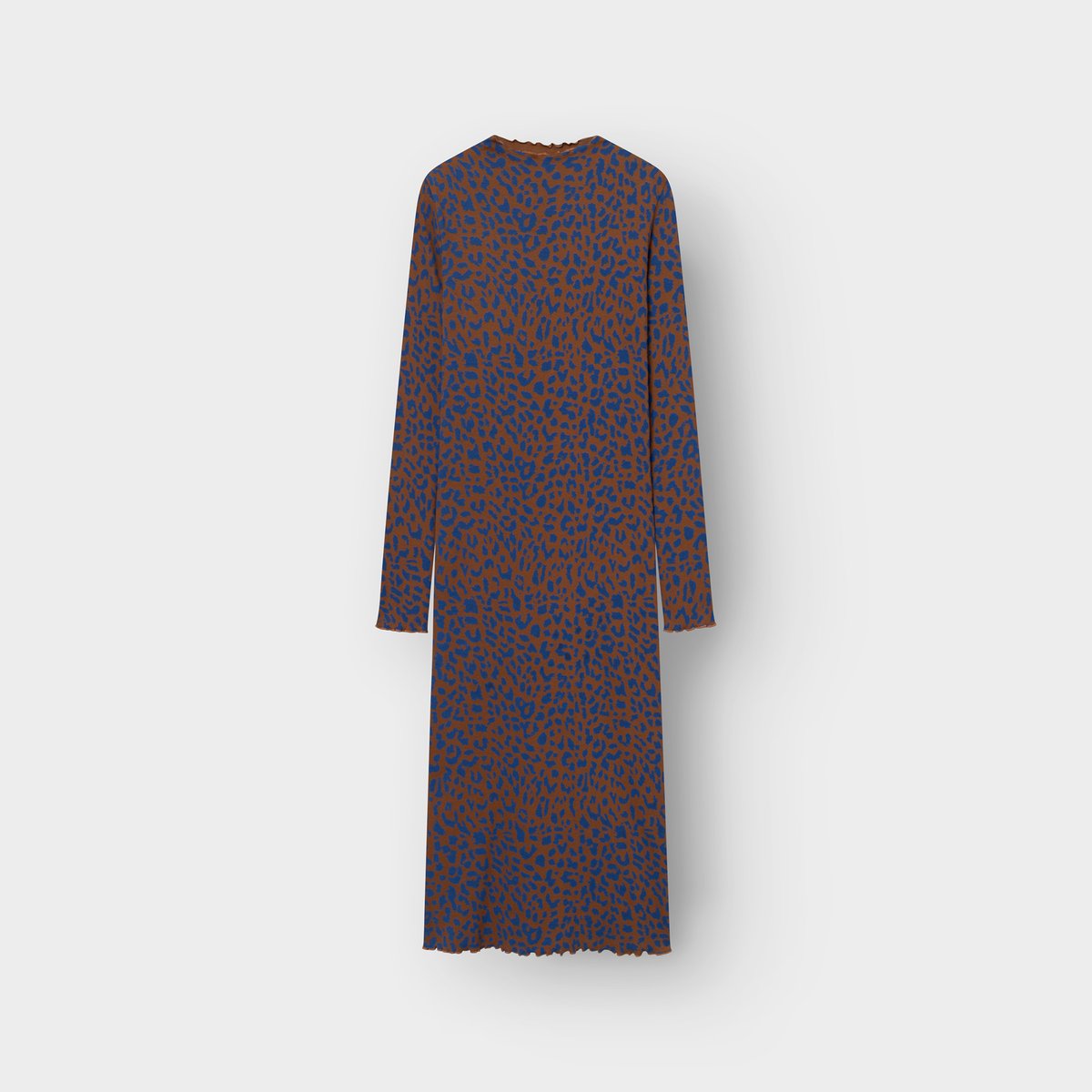 Back view of the Lofta Rib Dress in a playful Leopard Light Brown print, showing its long sleeves and midi length.