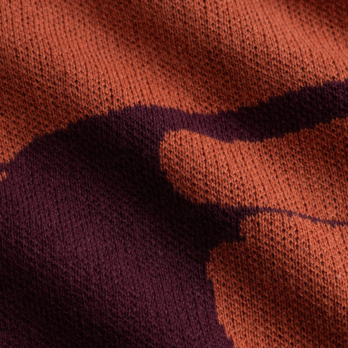 Sweater Mora Abstract Coral Fig Red