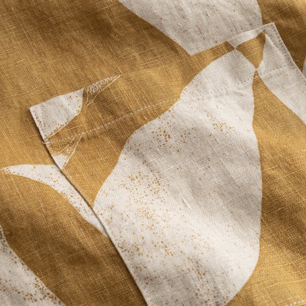 Shirt Marstrand Linen Abstract Leaf Bronze Yellow