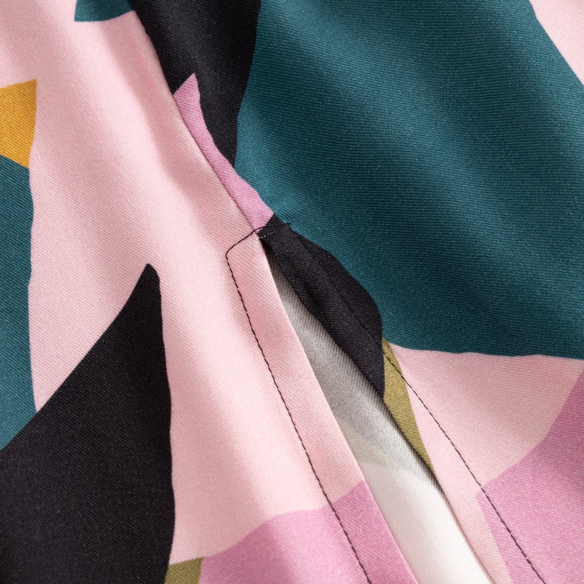 Skirt Viken Abstract Fruit