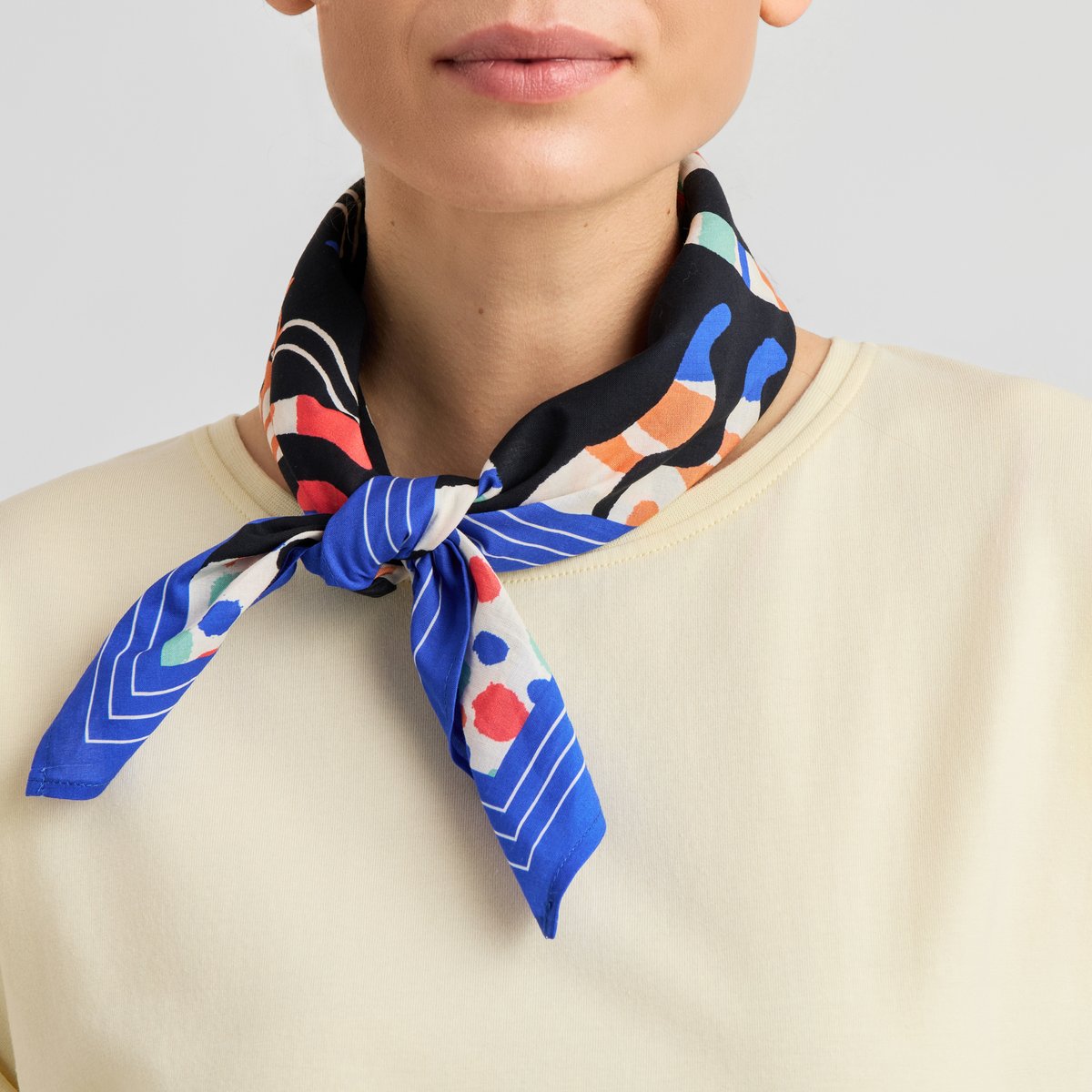 Scarf Kullavik Magic Cats