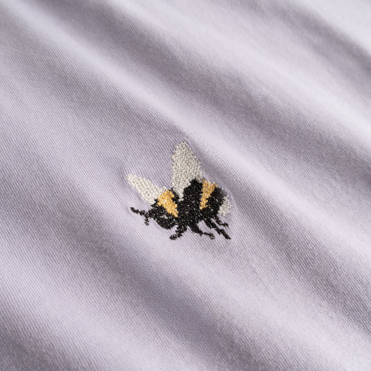 T-shirt Visby Bumblebee Cross Stitch Aura Purple