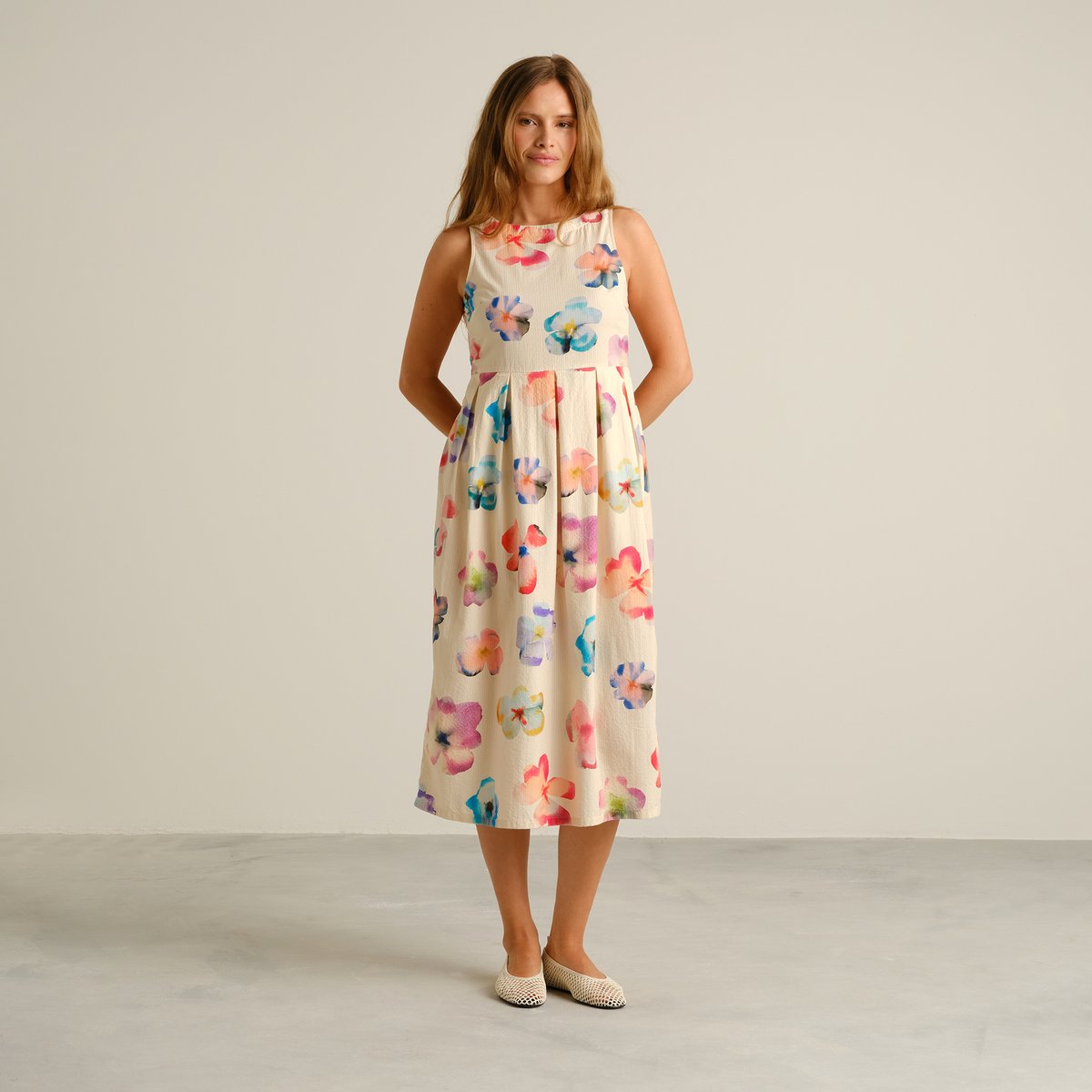 Dress Vallsta Flower Cut Egg White