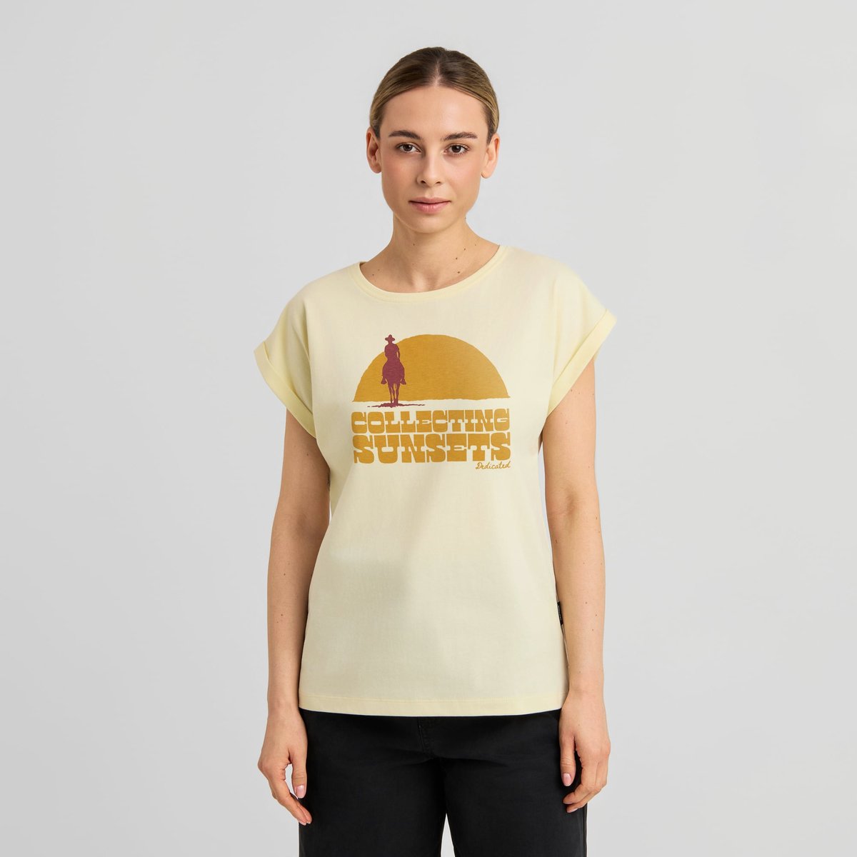 T-shirt Visby Collecting Sunsets Yellow