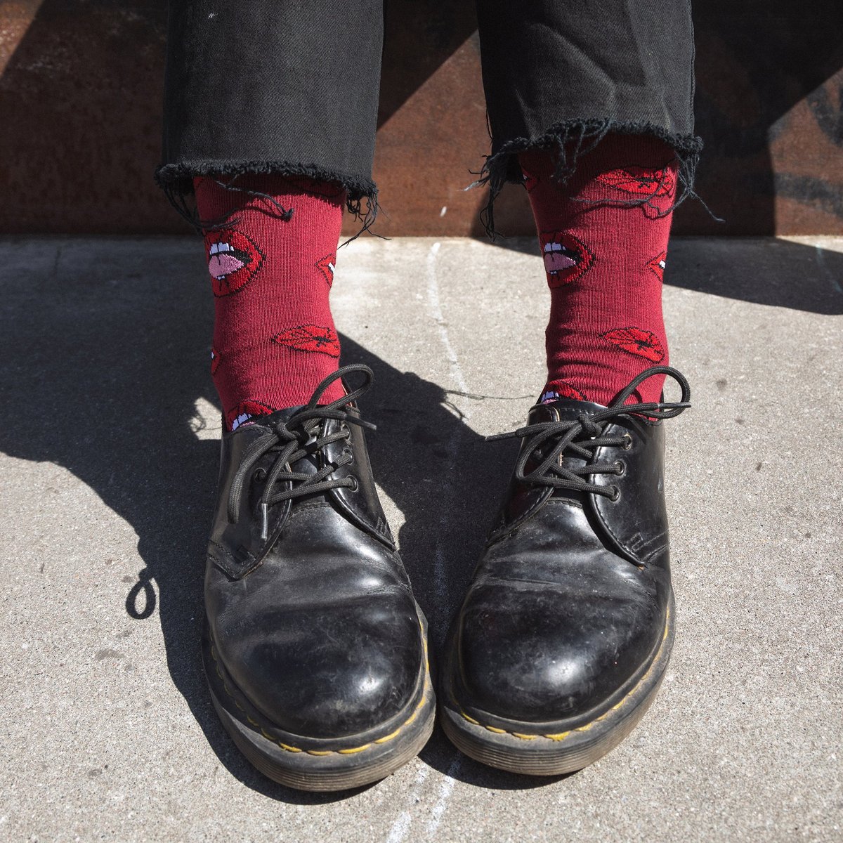 Socks Sigtuna Lips Pattern Burgundy