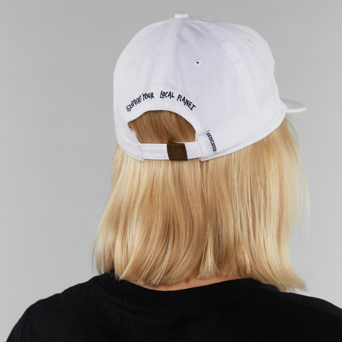 Unconstructed Cap Globe White