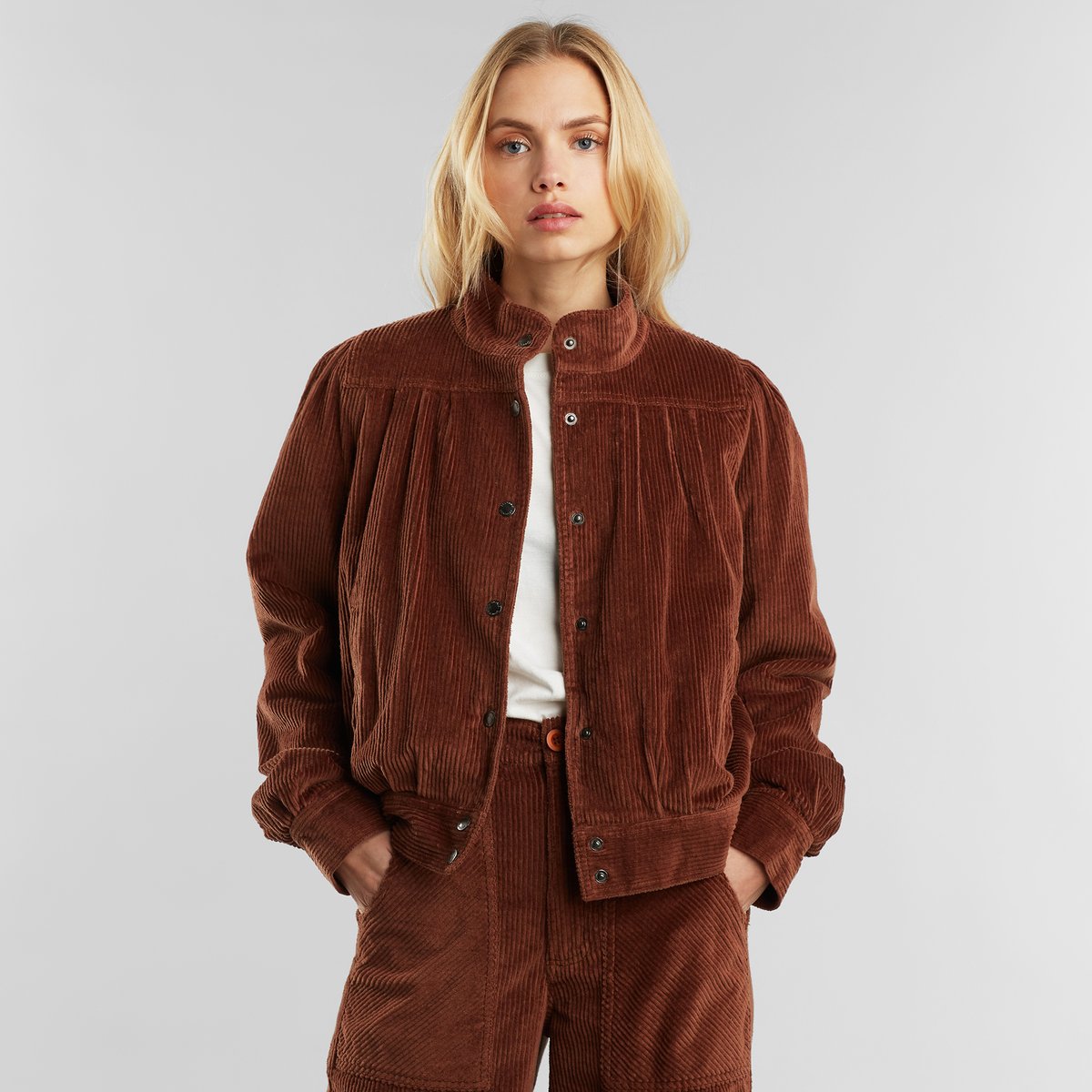 Padded Jacket Ljungby Corduroy Brown