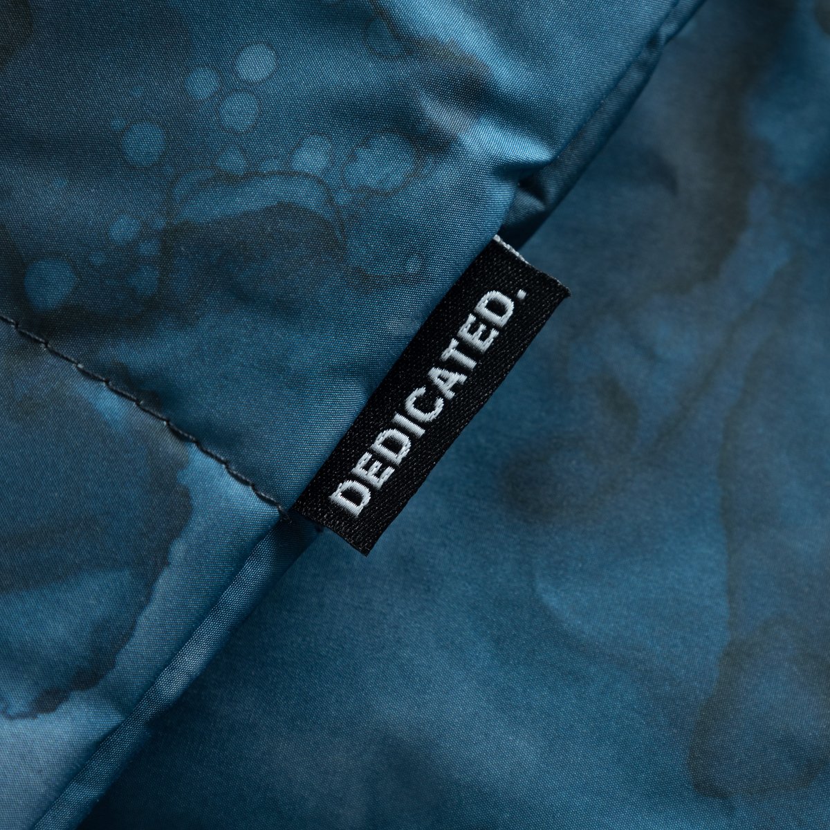 Puffer Scarf Pajala Abstract Ink Blue