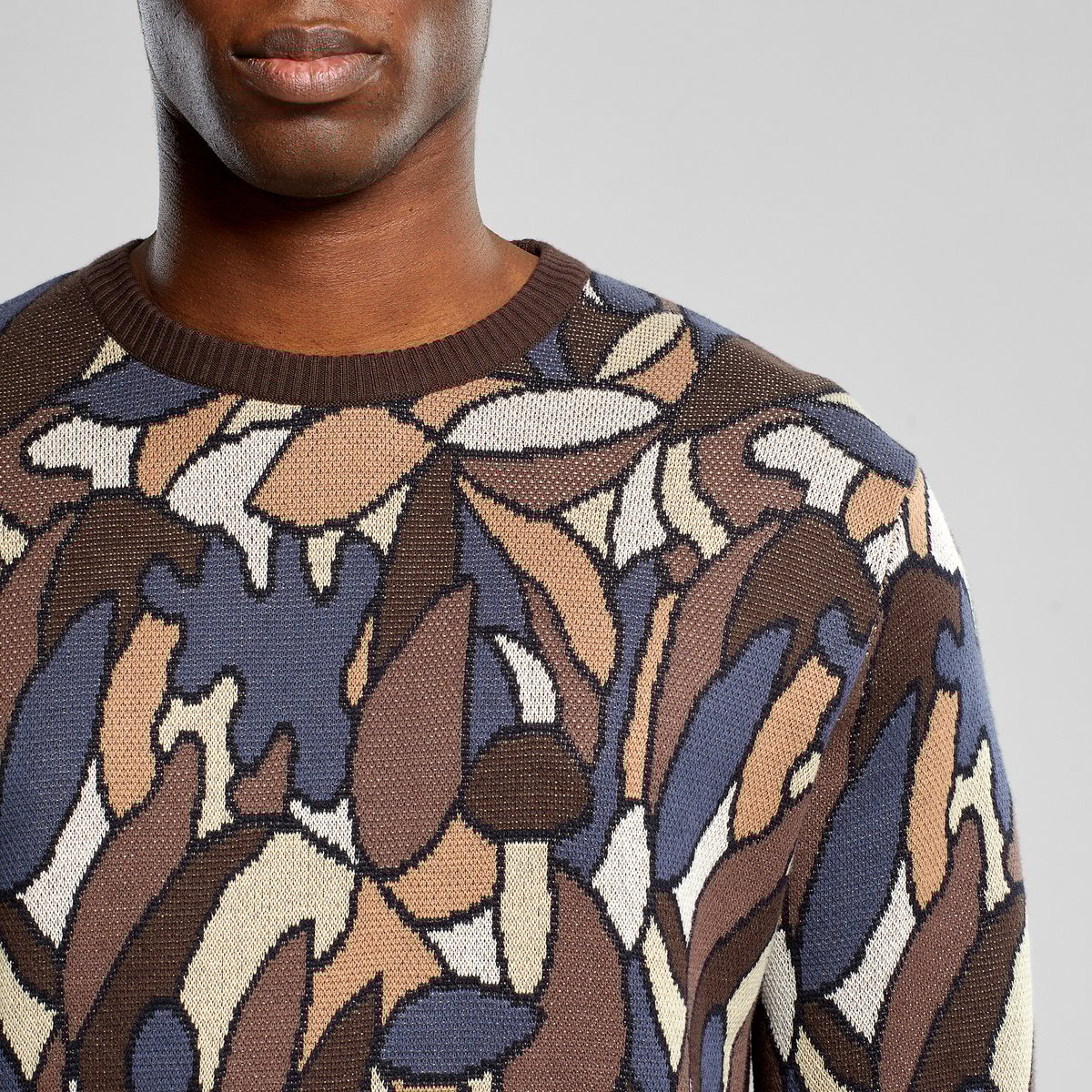 Sweater Mora Forest Leaves Coffee Brown